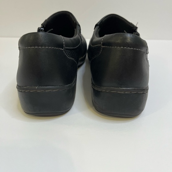 Clarks Cora Giny Black Leather Casual Loafers Size 8.5 - Picture 6 of 15